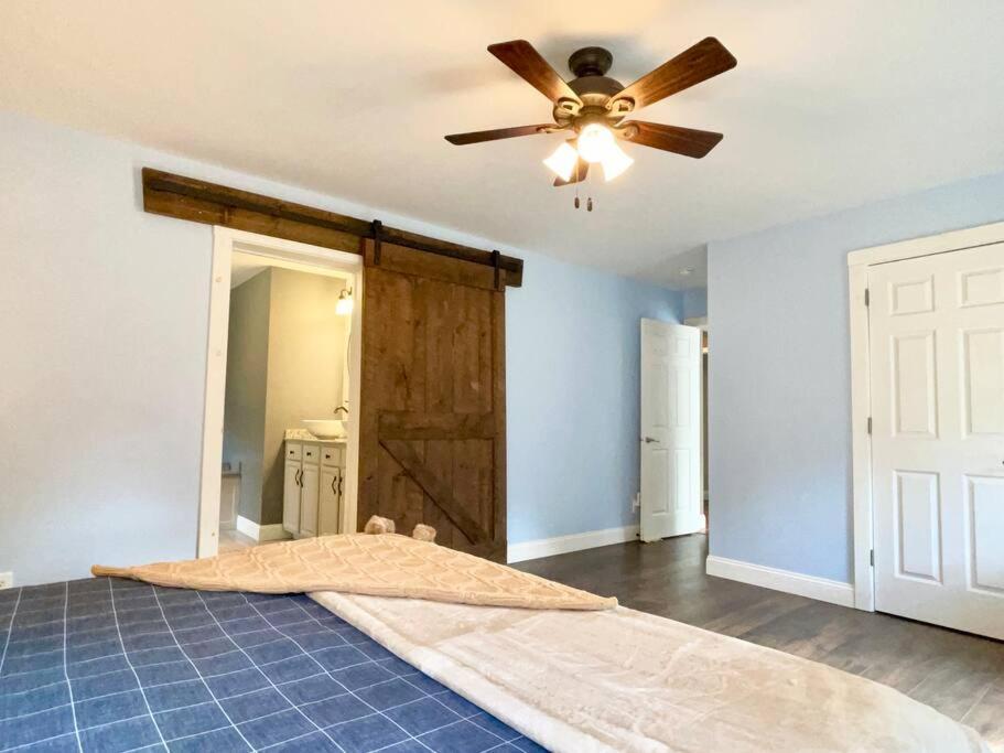 Family Friendly Cairo House With Hot Tub, Pool, Pond, 3Br, 3Ba Firepit, Minutes From Hudson & Private Pond Villa Exterior photo