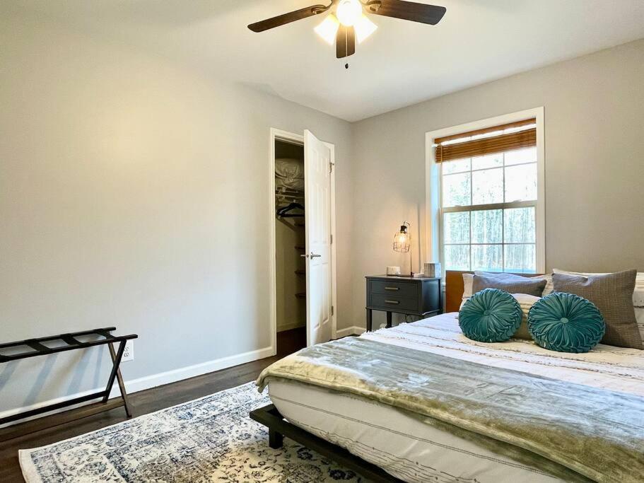 Family Friendly Cairo House With Hot Tub, Pool, Pond, 3Br, 3Ba Firepit, Minutes From Hudson & Private Pond Villa Exterior photo